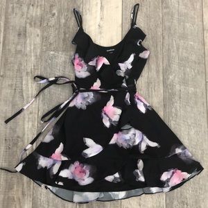 Bebe floral printed wrap dress